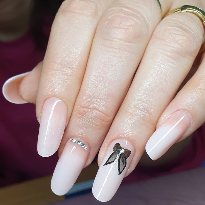 Unghii ojă semi/ gel .