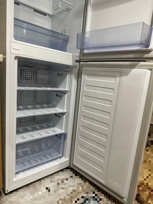 Двухкамерный холодильник Beko