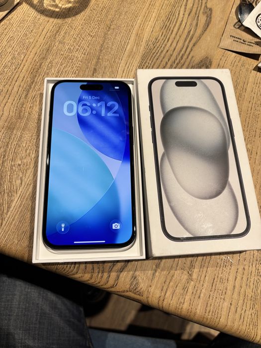 Iphone 15 negru 256GB liber de retea