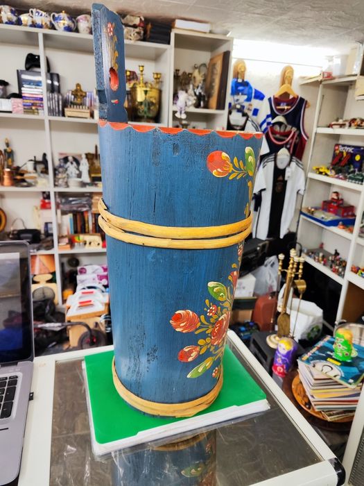 Стара дървена поставка кош Стойка за чадъри