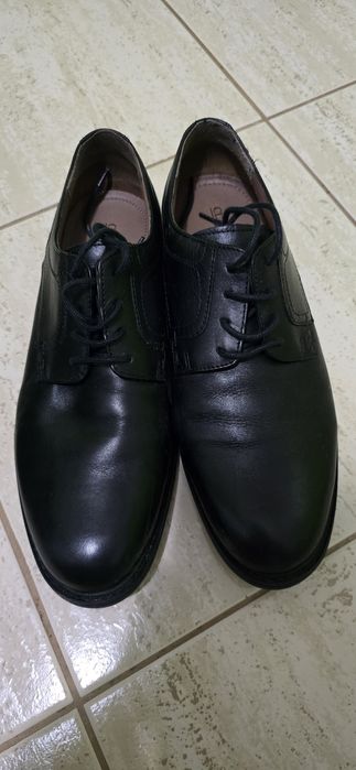 Pantofi barbatesti din piele cu siret