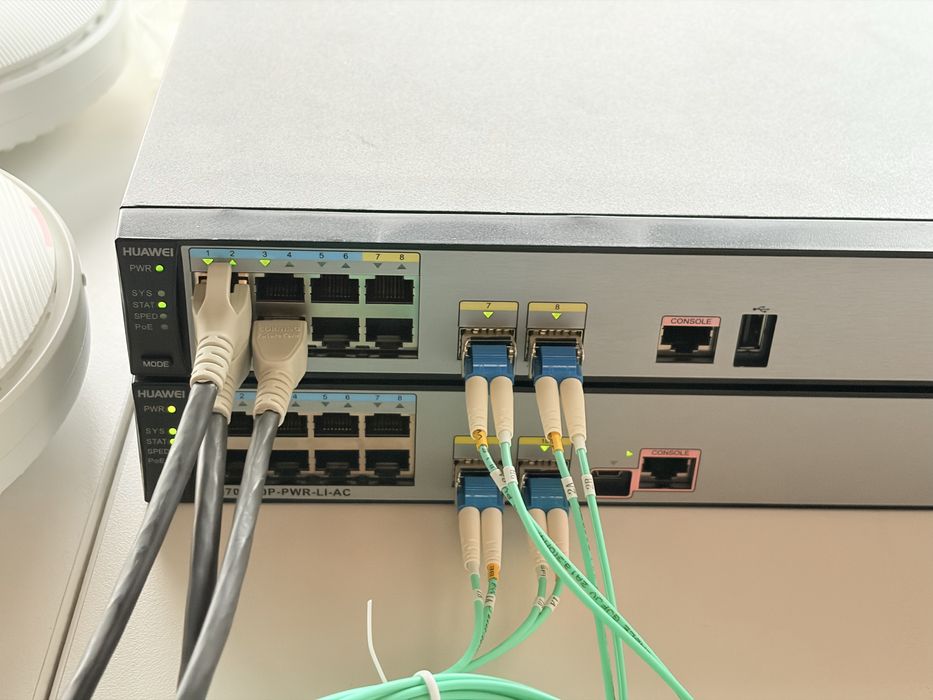 Solutie WiFi 6 Enterprise Huawei