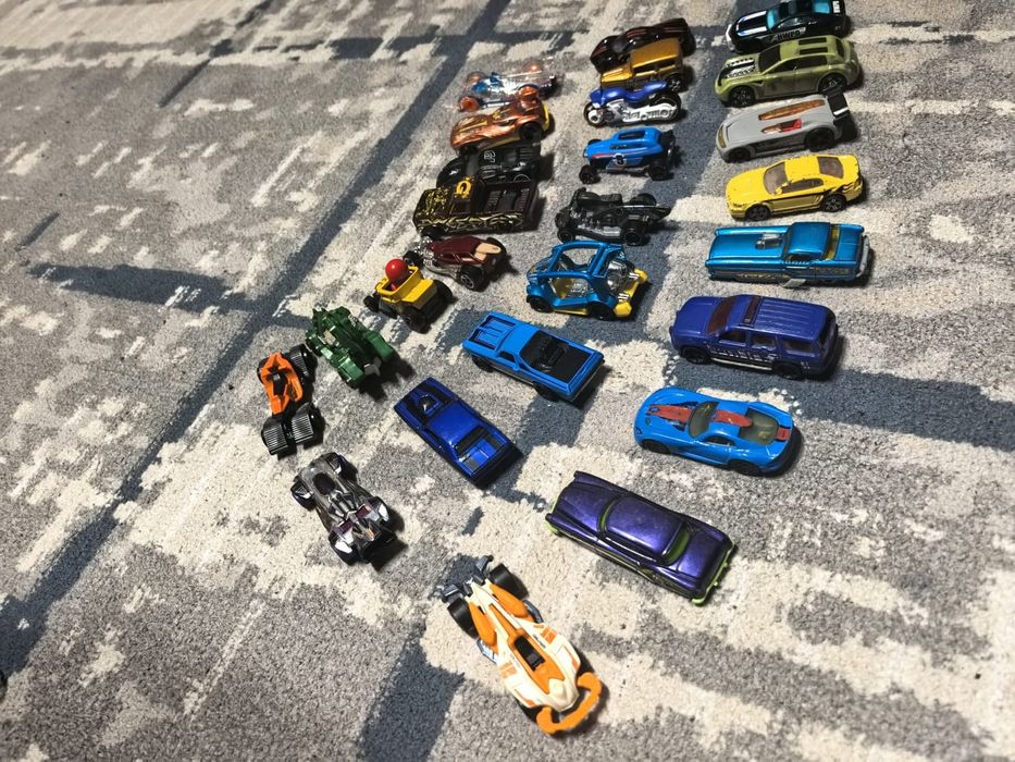 продам Hot wheels