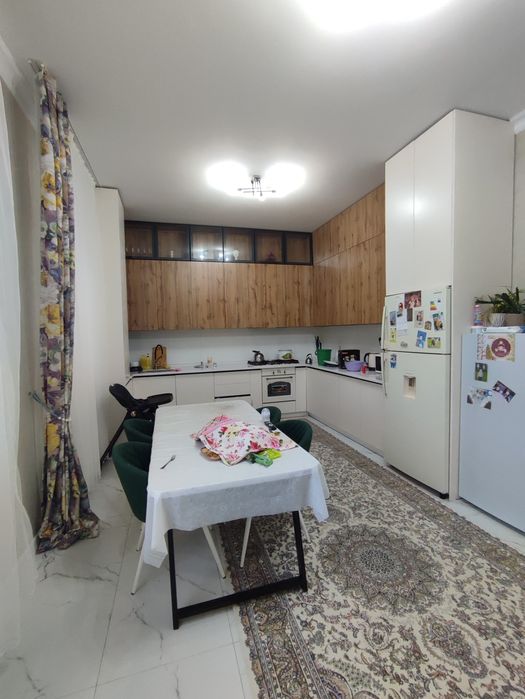 Продам частный дом в Зарослым