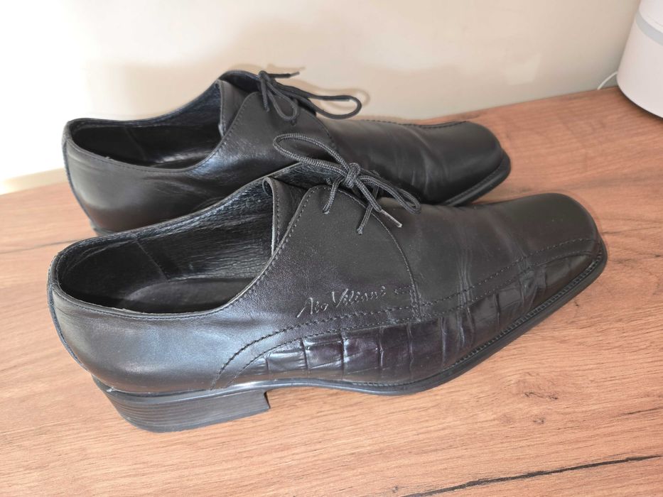 Официални черни мъжки обувки