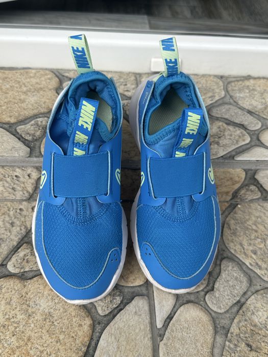 Adidasi nike 28,5 ca noi