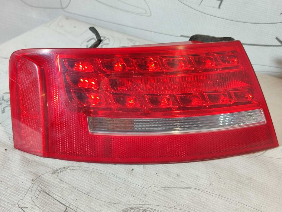 Stop aripă spate stânga Hatchback Audi A5 Sportback 8TA 2011 2.0 B Cod OEM: 8T8945095D (5G3)