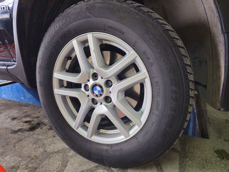 Джанти 17" цола със зимни гуми за BMW X5 E53