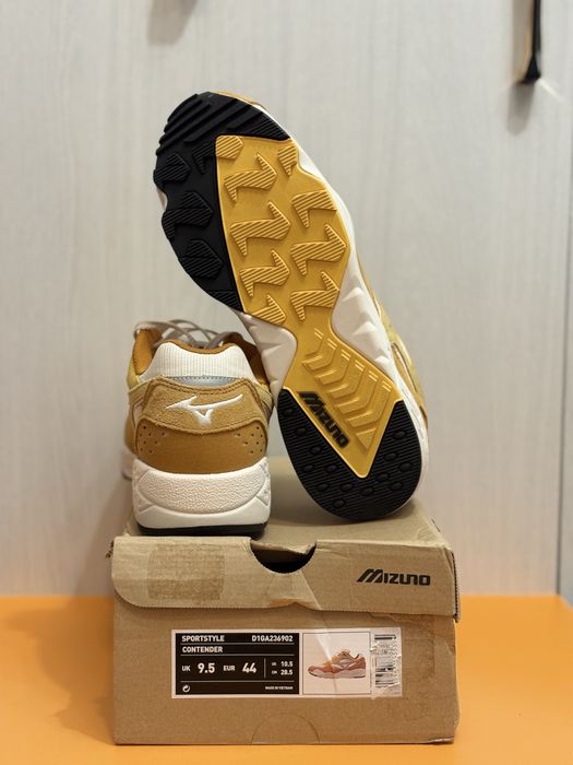 Мужские кроссовки Mizuno