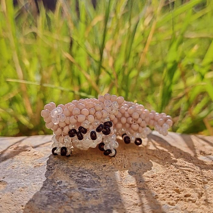 Игрушки-брелки из бисерана заказ