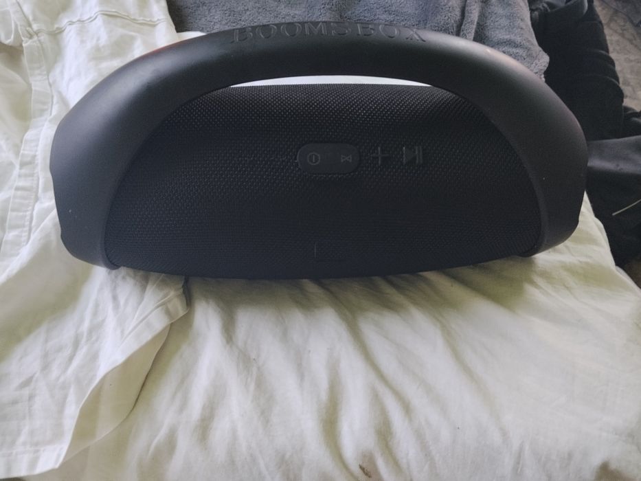 Bluetooth JBL безжична колона