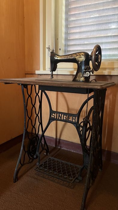Шевна машина Сингер