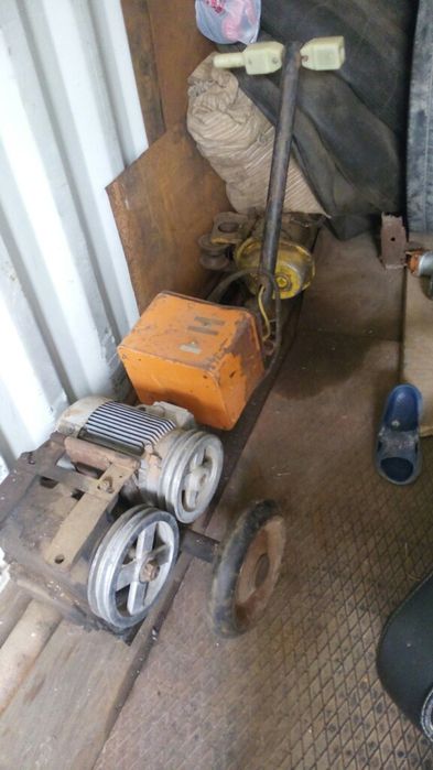 Станок для ремонта передних балок на грузовиках