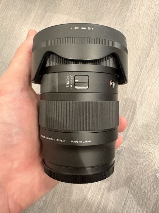 Продавам фотоапарат Lumix S5II + обективи