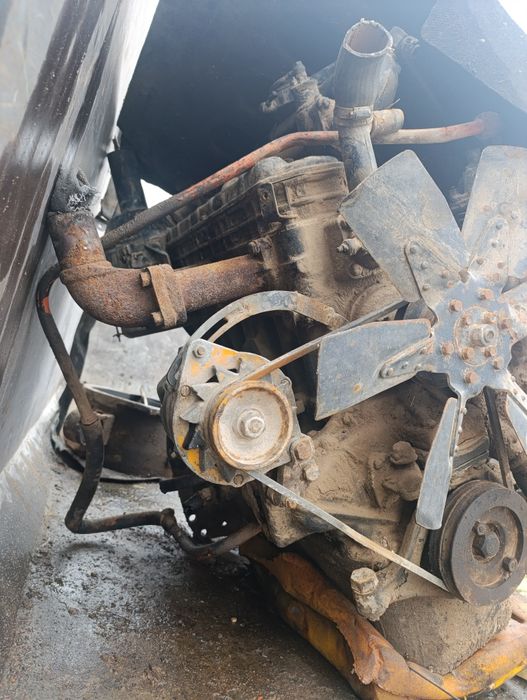 Traktor zapchast sotiladi MTZ Mator Gidro slindr