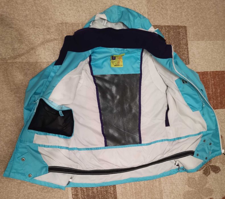 Vând jachetă ski Ziener (Germany) - damă. Măr. 40. Nouă!