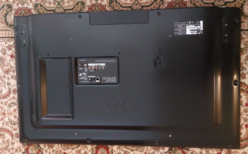 Телевизор на запчасти