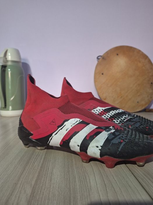 бутцы Adidas Humanrace