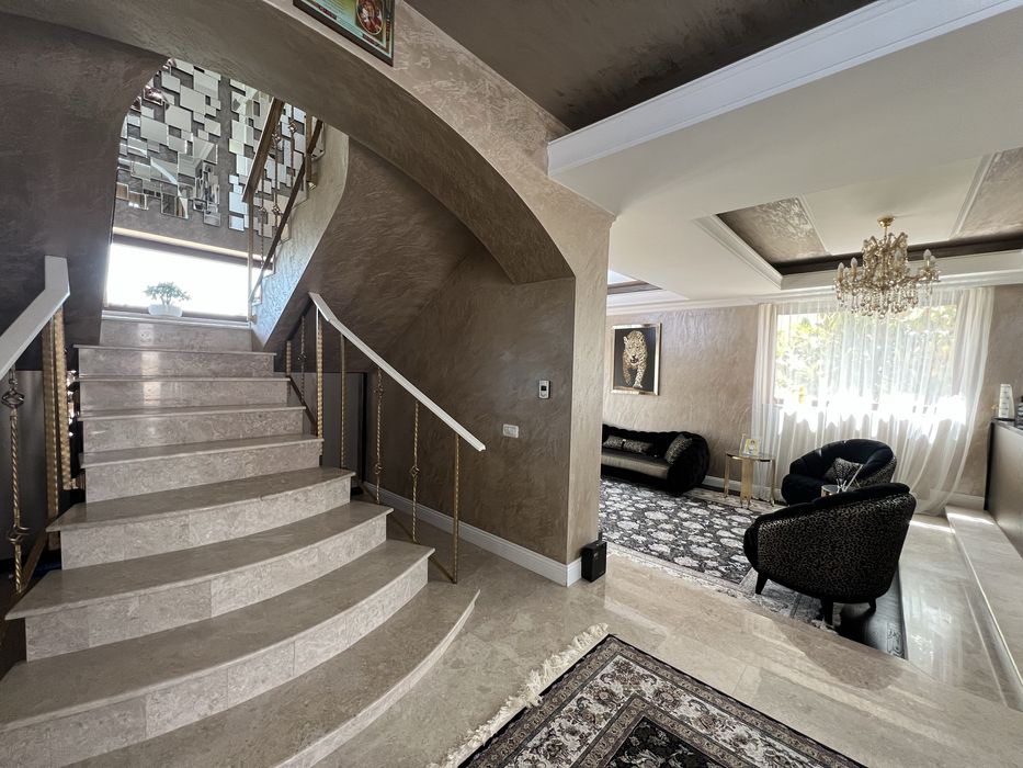 Vila LUX Berceni | 6 camere | UTILATA SI MOBIALATA - Ocazie UNICA