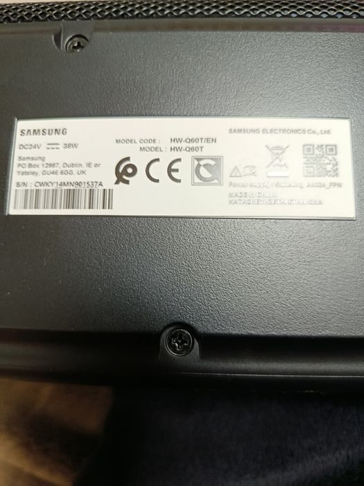 Vând soundbar Samsung hw-q60t