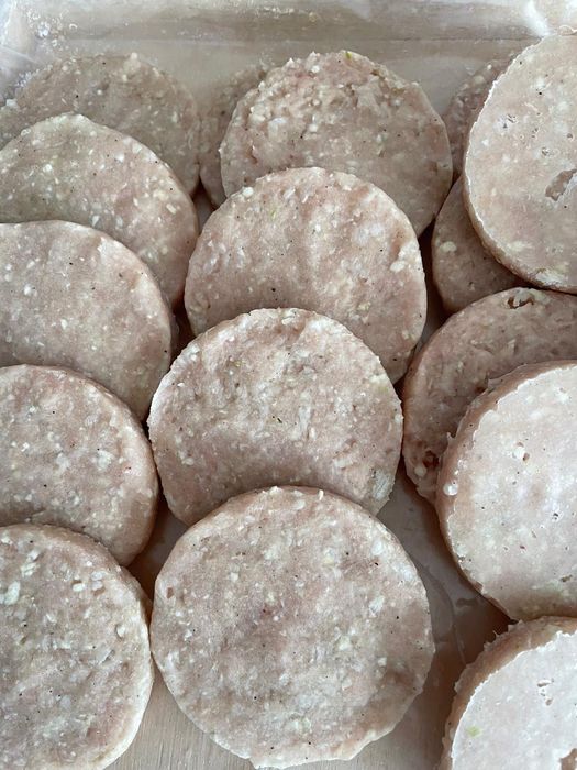 Продам манты пельмени котлеты