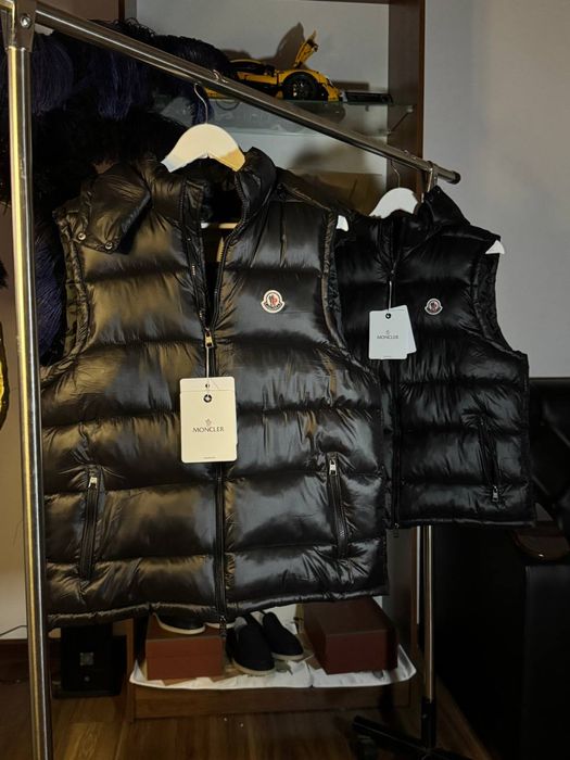 Moncler жилетка в наличии М,L