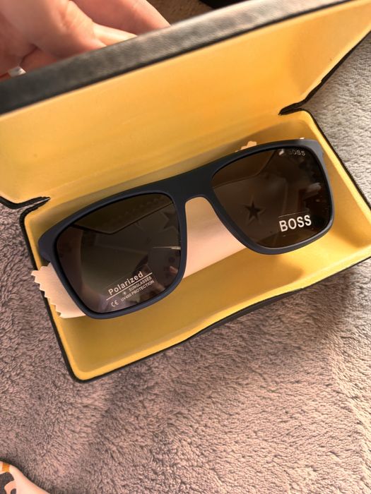 Очки Hugo Boss с коробкой