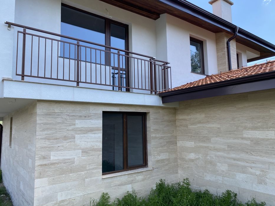 Продава се Къща в с. Хвойна, Област Смолян - 250 кв.м за 800 €/кв.м - Снимка #2