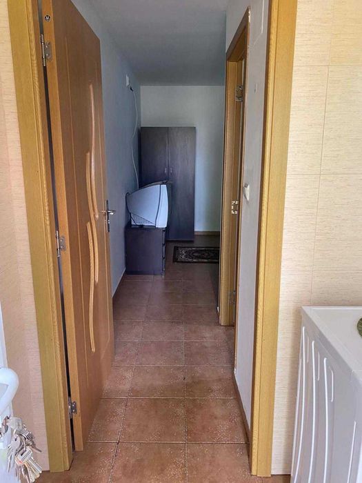 Ofer spre închiriere garsonieră!