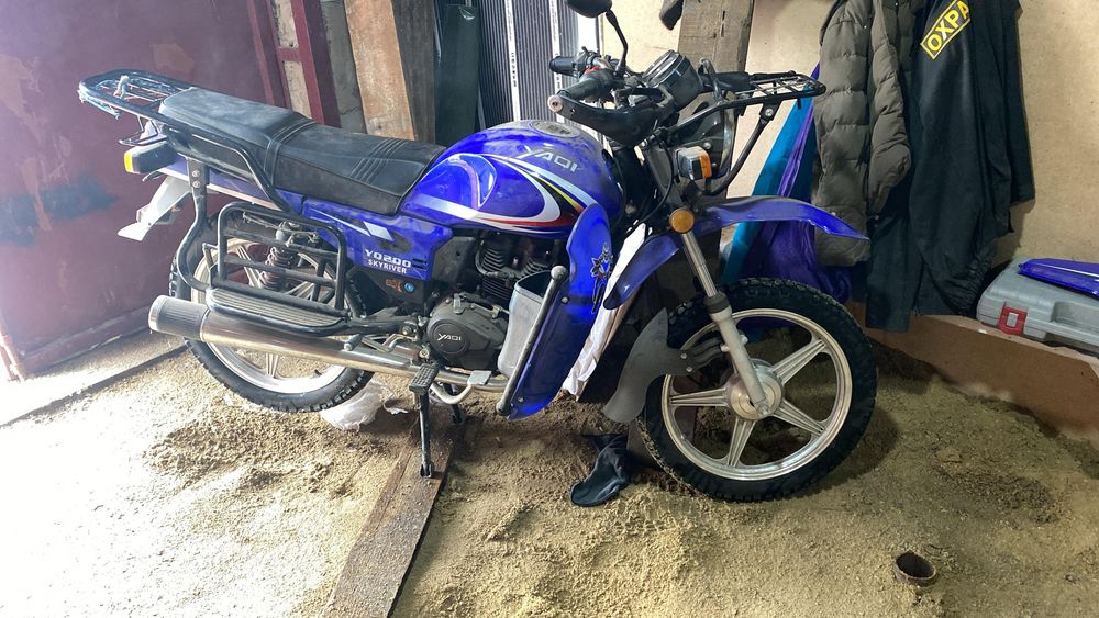 Продам мотоцикл skyriver y0200