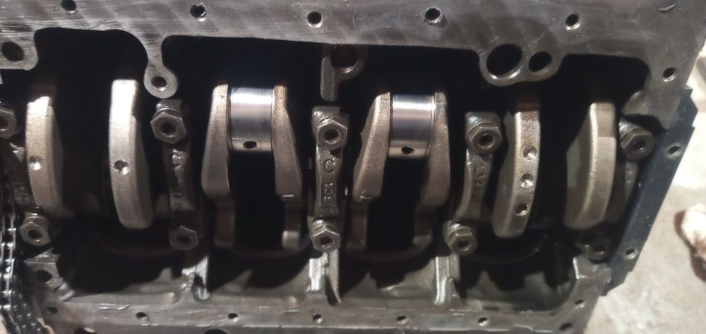 Колянов вал за 2.0 тди BKD 140кс за Фолксваген, Ауди, Шкода Сеат