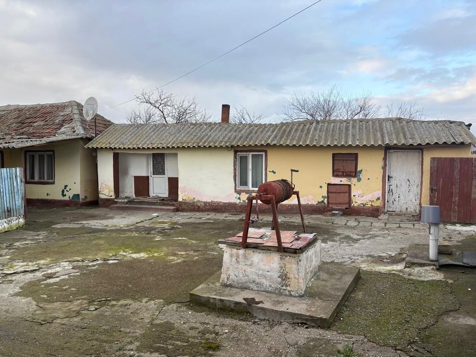 Casa+teren de vanzare Valea Dacilor