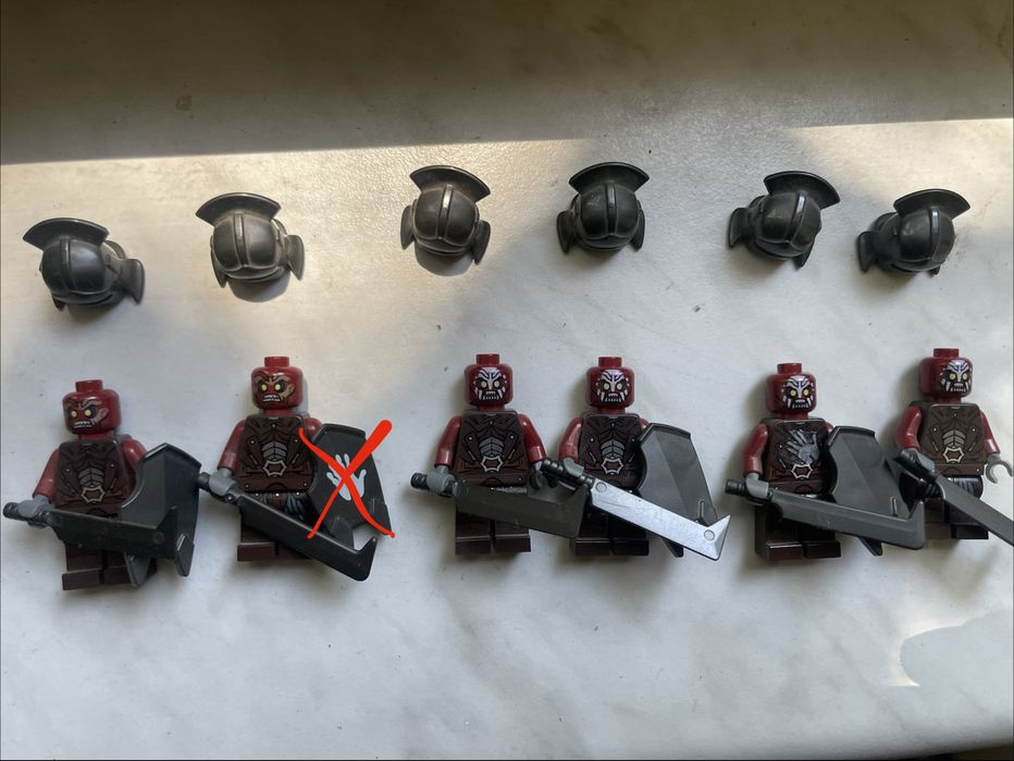 Lego lord of the rinng uruk-hai figurine