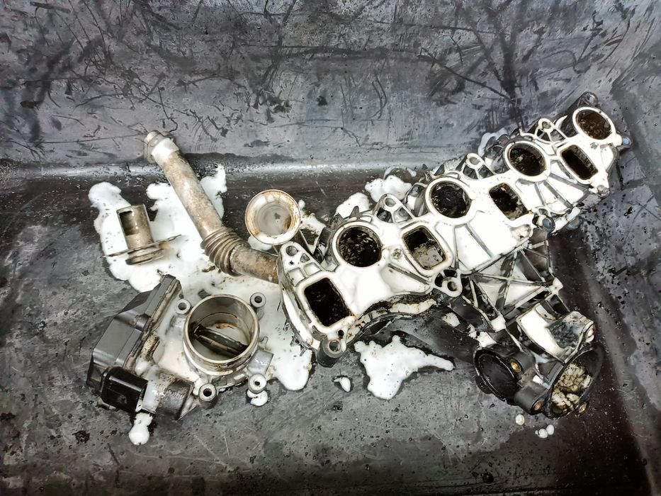 Curățare admisie motor