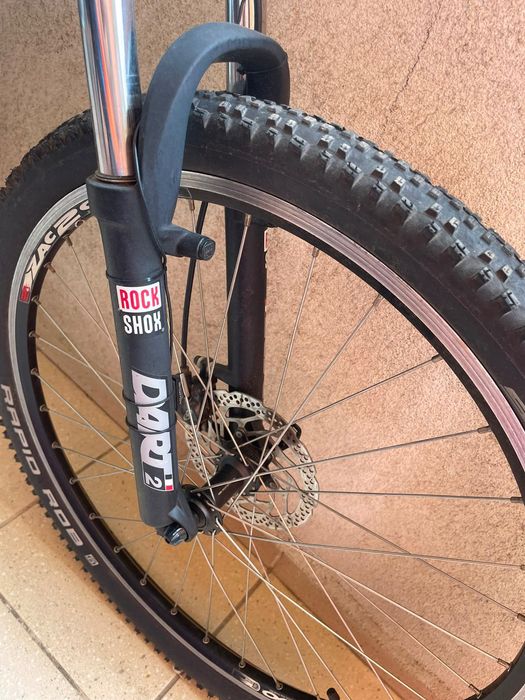 Vând bicicleta MTB roti 26 Sella Sensa, Rock Shox, Deore LX