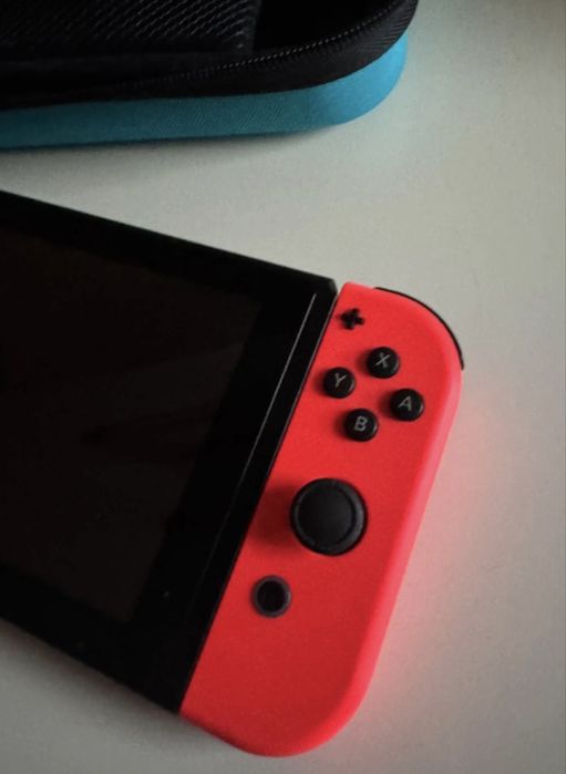 Nintendo Switch + accesorii + jocuri