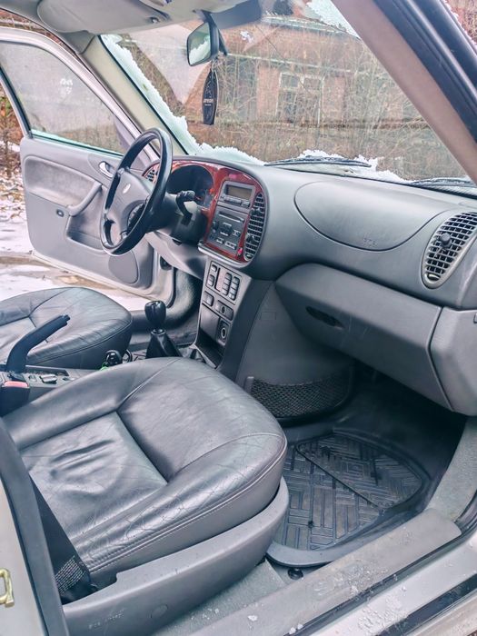 Saab 9-3 hatchback 2.2 diesel full (piele, clima, sc încălzite )