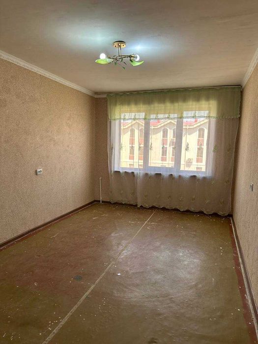 Yaqinda remont qilingan toza uy, Oila qòyiladi