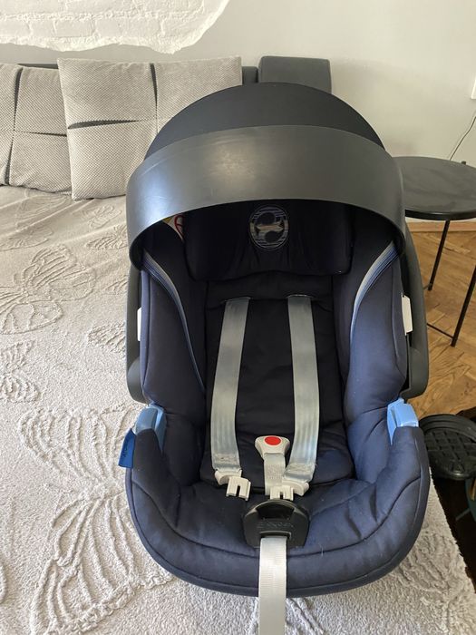 За близнаци 2бр Стол за кола Cybex Aton 5 + Адаптер +Дъждобран