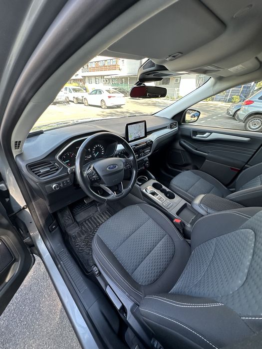 Ford Kuga 1.5 diesel AUTOMAT 8+1 Navi CarPlay IMPECABIL