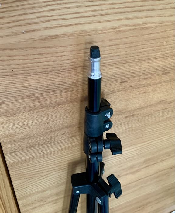 Продам штатив 1,5м