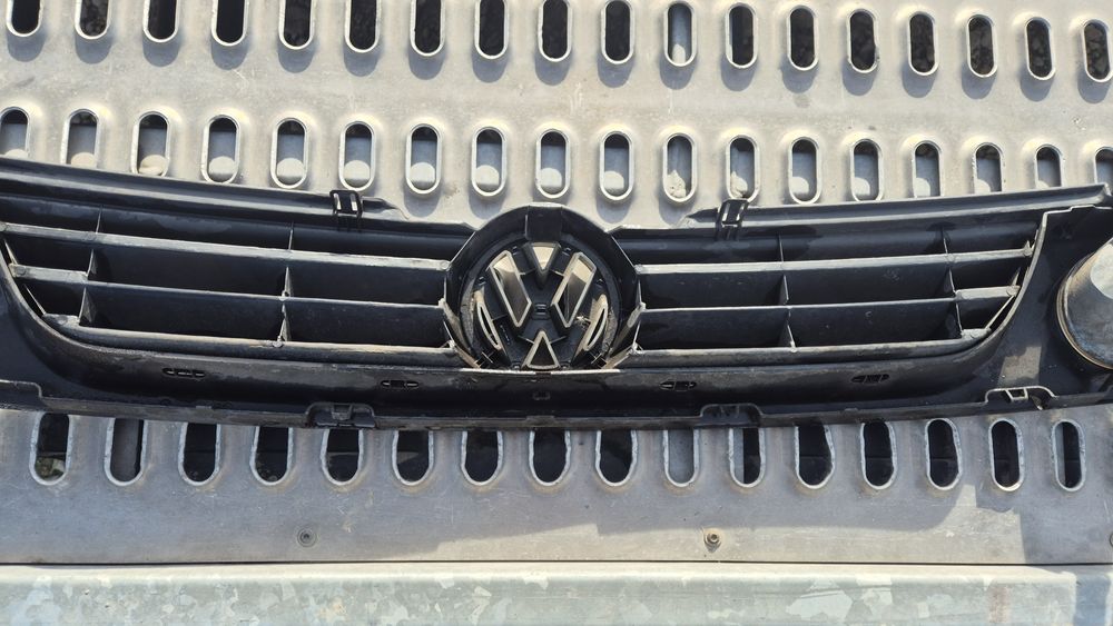 Оригинална Решетка за VW Поло 99- 2005г