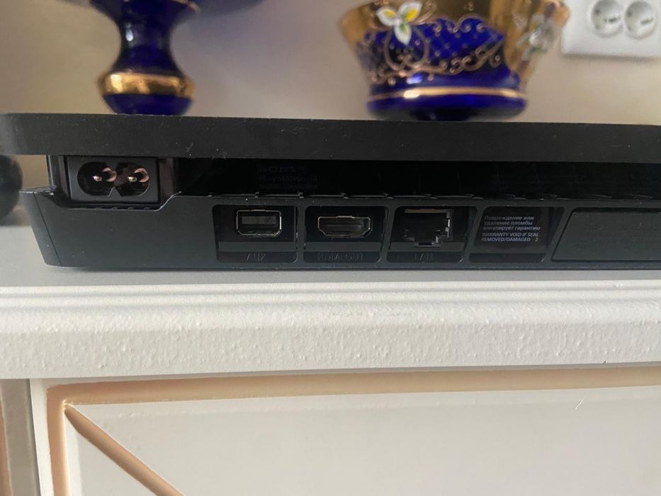 PS4 Slim 500GB / 2 джойстик / GTA 5