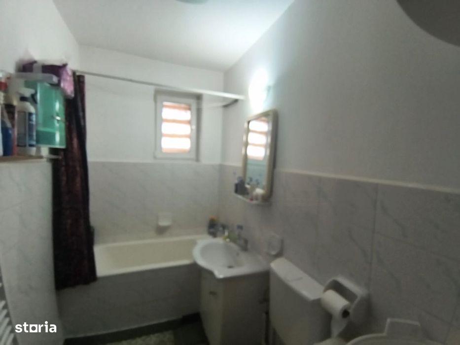 Apartament 2 camere de vanzare| Central, Suceava | Decomandat