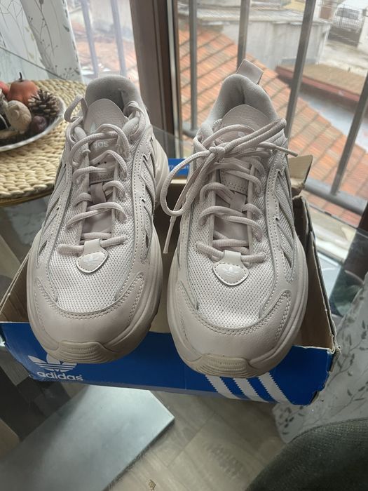 Маратонки Adidas Ozgaia