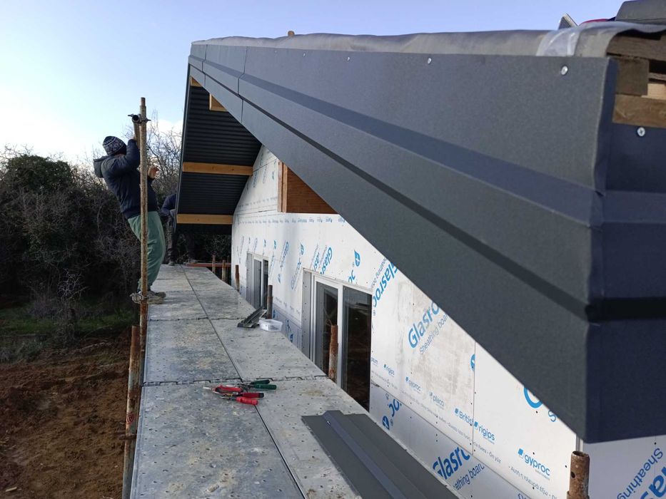 тенекеджийски услуги и измазване на капаци