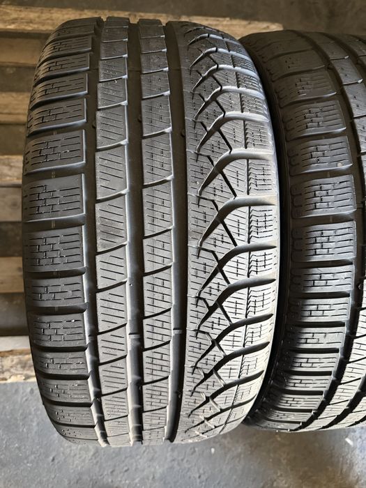 2 anvelope iarna 245/35/19 Pirelli 6.3 mm DOT 2022!