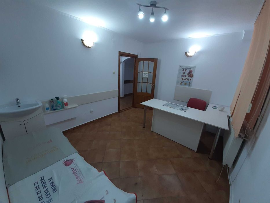 Spatiu ultracentral ptr birou/cabinet/salon/atelier