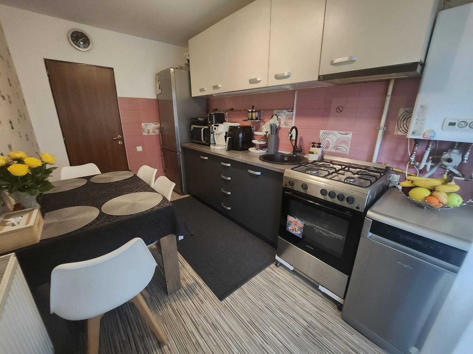 Apartament 2 camere Decomandate + parcare