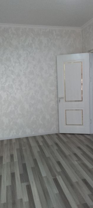 Продается 3х комнатная квартира в новом базаре